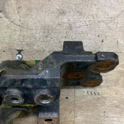 Кронштейн МКПП Peugeot 107 2005 1KR-FE(384F) хетчбэк 3дв. - изображение 4