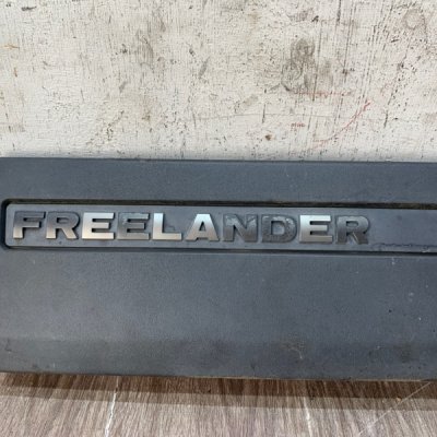 Накладка на крышку багажника Land Rover Freelander 2004 Джип Внедорожник 18K4F Задн. Лев. - изображение 7