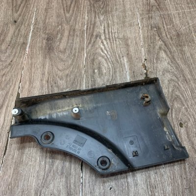 Накладка на крышку багажника Land Rover Freelander 2004 Джип Внедорожник 18K4F Задн. Прав. - изображение 4