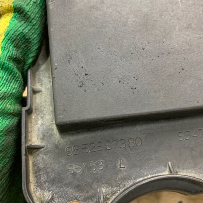 Корпус воздушного фильтра Citroen C2 2005 DV4TD(8HX) - изображение 9