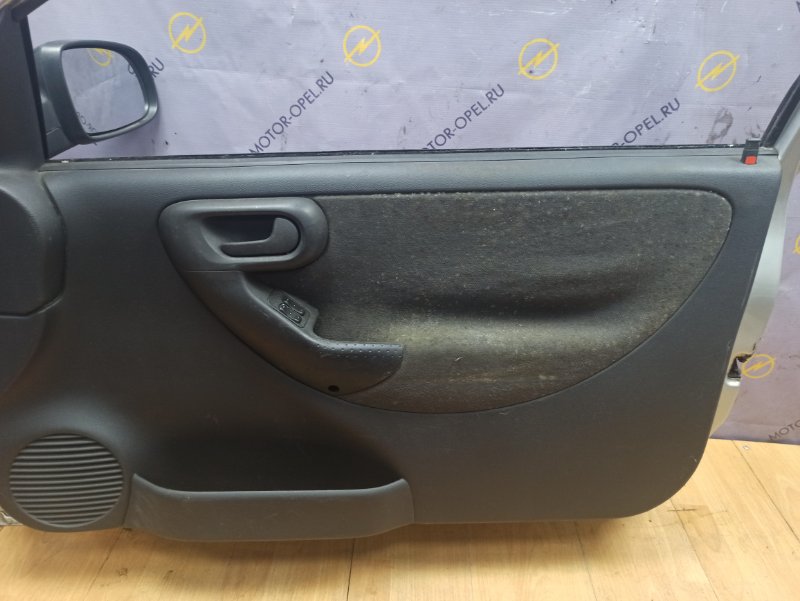 Дверь Opel Corsa C 2008 хетчбэк 3-х дв. Перед. Прав.