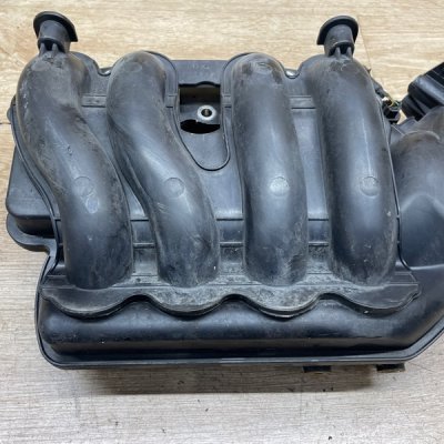 Коллектор впускной Honda Civic 2006 седан 4дв. LDA2 - изображение 4