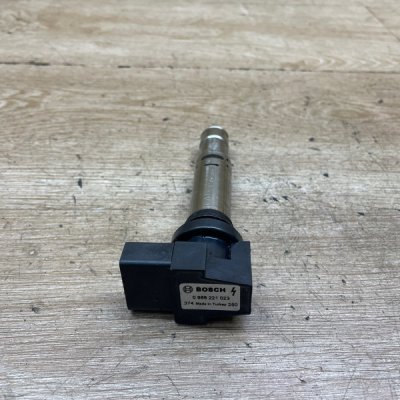 Катушка зажигания Volkswagen Golf 5 2005 BLF - изображение 2