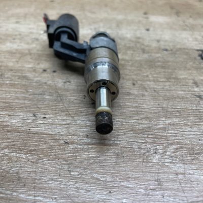 Топливная форсунка Volkswagen Golf 5 2005 BLF - изображение 6