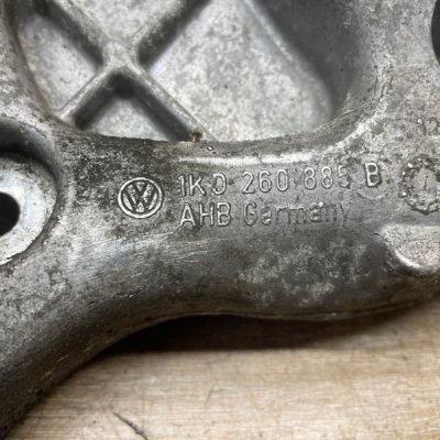 Кронштейн кондиционера Volkswagen Golf 5 2005 BLF - изображение 5