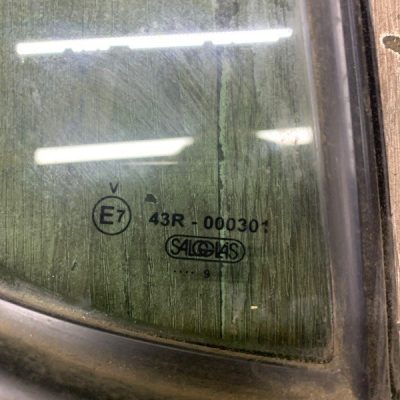 Форточка двери Opel Agila B 2010 хетчбэк 5-ти дв., Задн., Прав. - изображение 2