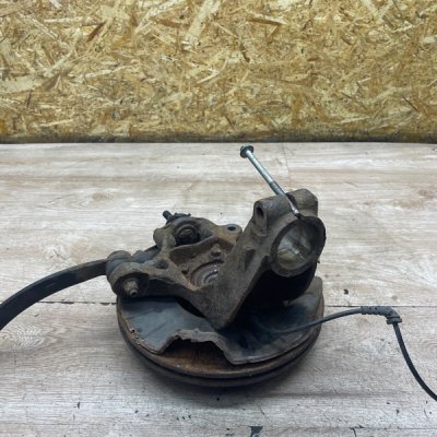 Поворотный кулак Mini Cooper 2004 W10B16A Перед. Прав. - изображение 3