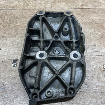 Кронштейн кондиционера Honda Civic 2002 D16V1 - изображение 3