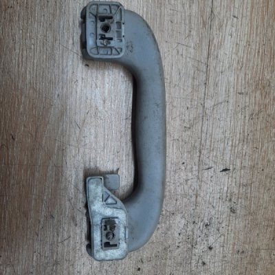 Ручка потолка Opel Astra H 2008 5дв хечбек A18XER Задн. - изображение 2