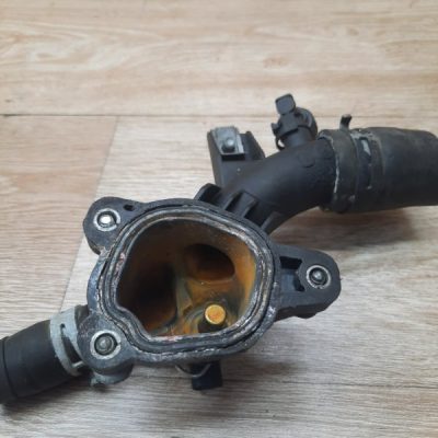 Фланец системы охлаждения Opel Corsa D A14XER хетчбэк 3-х дв. - изображение 4
