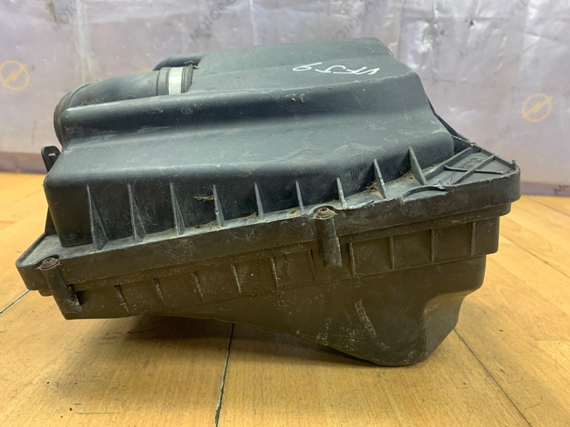 Корпус воздушного фильтра Opel Astra H 2007 Z18XER