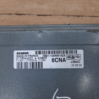 Блок управления двигателем Ford Focus 2 2007 HXDA хетчбэк 5дв. - изображение 2
