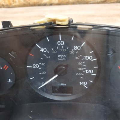 Панель приборов Opel Astra G 1999 хетчбэк 5дв. X16SZR 1.6 - изображение 10