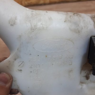 Бачок омывателя Ford Fiesta 2004 FUJA хетчбэк 3дв. - изображение 8