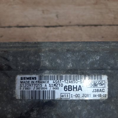 Блок управления двигателем Ford Fiesta 5 2004 хетчбэк 3дв. FUJA - изображение 4