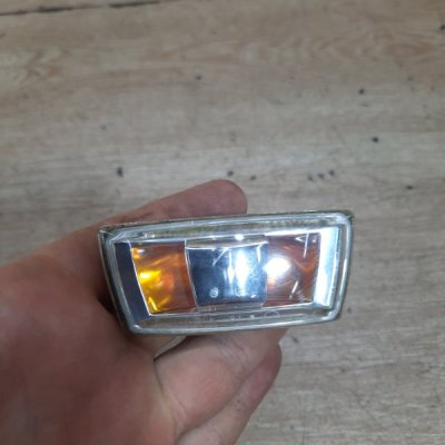 Повторитель поворота Opel Insignia 2011 хетчбэк 5дв. A18XER 1.8 Перед. Лев. - изображение 5