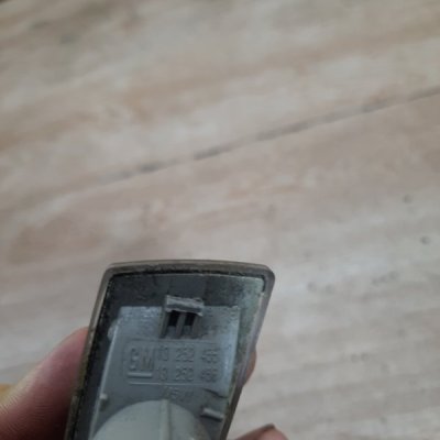 Повторитель поворота Opel Corsa D 2007 хетчбэк 3дв. Z12XEP 1.2 Перед. Лев. - изображение 2