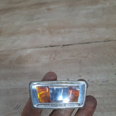 Повторитель поворота Opel Insignia 2008 хетчбэк 5дв. A18XER 1.8 Перед. Лев. - изображение 3