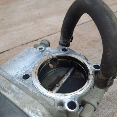Дроссельная заслонка Opel Astra H 2009 Z18XER хетчбэк 3 дв. - изображение 2