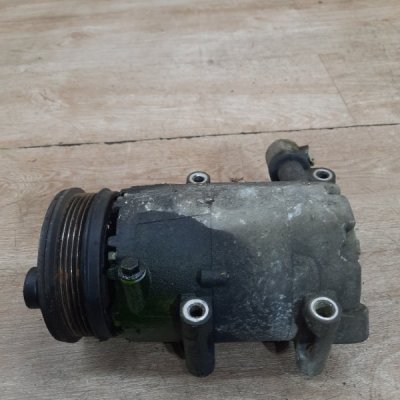 Компрессор кондиционера Ford Focus 2 2007 хетчбэк 5дв. HXDA - изображение 2
