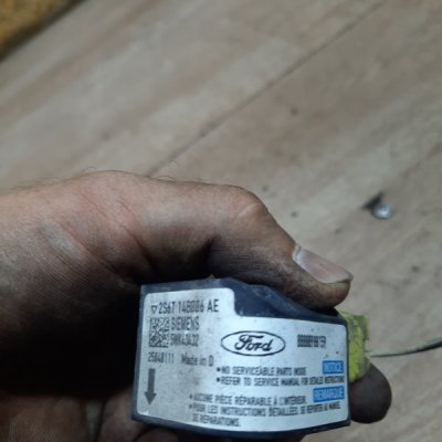 Датчик удара Ford Fiesta 5 2004 хетчбэк 5дв. FXJB - изображение 4