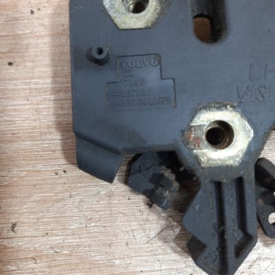 Замок капота Volvo S80 2001 седан 4дв. B5244S Лев. - изображение 5