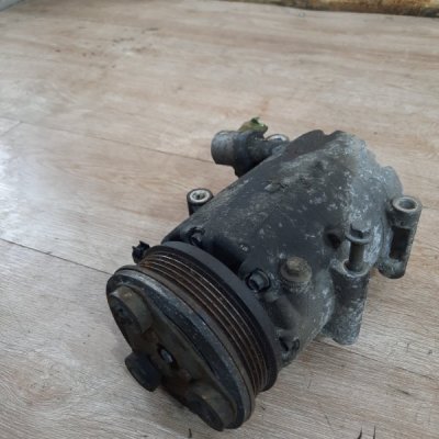Компрессор кондиционера Ford Focus 2 2006 хетчбэк 5дв. HXDB - изображение 4