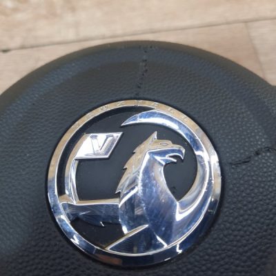 Аирбаг на руль Opel Corsa D 2013 A12XER хетчбэк 3дв. - изображение 2