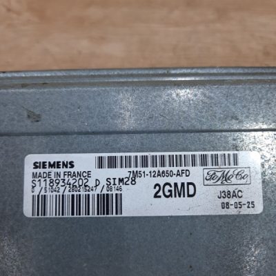 Блок управления двигателем Ford Focus 2 2008 SHDA хетчбэк 5-ти дв. - изображение 2