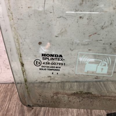 Стекло Honda CR-V 2005 K20A4 внедорожник, Перед., Прав. - изображение 5