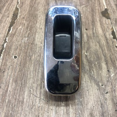 Кнопка стеклоподъемника Nissan Qashqai 2008 кроссовер MR20DE Перед. Лев. - изображение 5