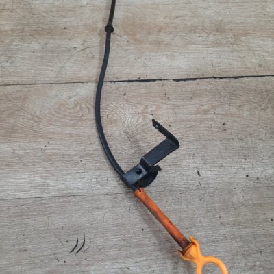 Щуп масляный Volkswagen Polo 2001 хетчбэк 5дв. APE - изображение 4