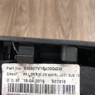 Кнопка стеклоподъемника Honda Civic 2013 хетчбэк N16A1 Перед. Лев. - изображение 5