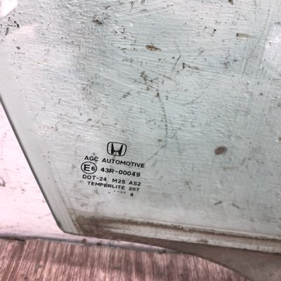 Стекло Honda Civic 2013 хетчбэк N16A1 Перед. Прав. - изображение 3