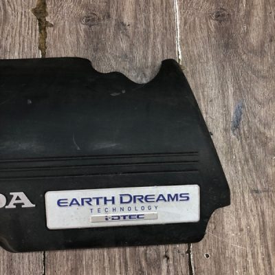 Декоративная крышка двигателя Honda Civic 2013 N16A1 хетчбэк - изображение 3