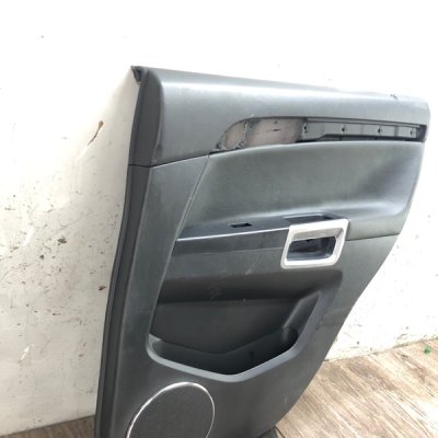 Обшивка двери Opel Antara 2009 Джип Внедорожник Z20DMH 2.0 Задн. Прав. - изображение 4