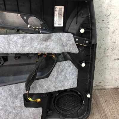 Обшивка двери Opel Antara 2009 Джип Внедорожник Z20DMH 2.0 Перед. Прав. - изображение 4