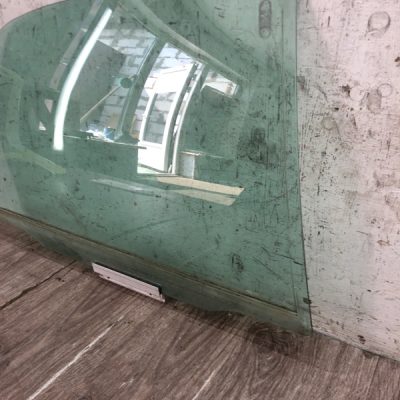 Стекло Volvo S80 2001 B5244S седан 4дв., Задн., Прав. - изображение 3