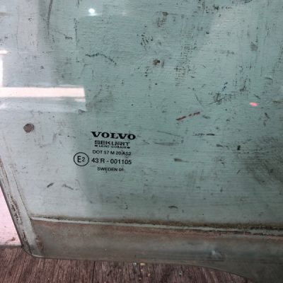 Стекло Volvo S80 2001 B5244S седан 4дв., Задн., Прав. - изображение 4