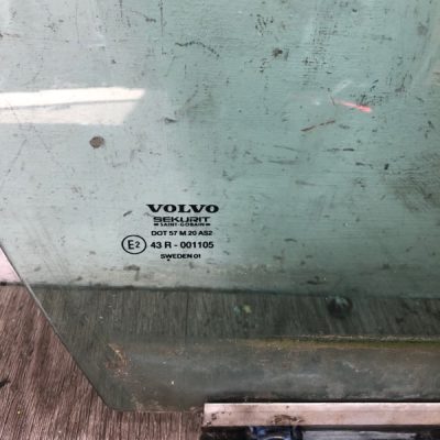 Стекло Volvo S80 2001 B5244S седан 4дв., Перед., Прав. - изображение 4