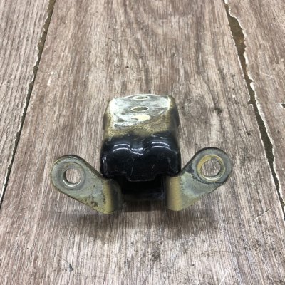 Петля двери Opel Antara 2009 Джип Внедорожник Z20DMH 2.0 Перед. - изображение 5