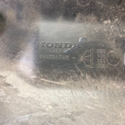Пыльник переднего бампера Honda Civic 2013 N16A1 хетчбэк, Перед. - изображение 9