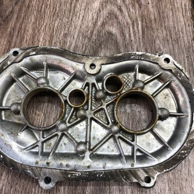 Крышка распредвала Mercedes-Benz E-Class M272 - изображение 2