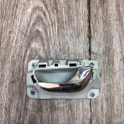 Ручка двери внутренняя Volvo S80 2001 B5244S седан 4дв., Прав. - изображение 2