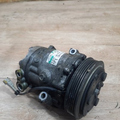 Компрессор кондиционера Opel Tigra B 2008 хетчбэк 3дв. Z14XEP 1.4 - изображение 4