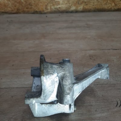 Кронштейн гидроусилителя Rover 25 2001 хетчбэк 5дв. 14K4F - изображение 2