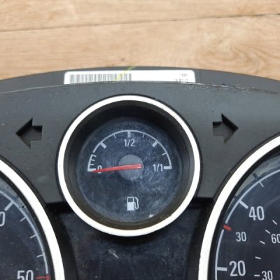 Щиток приборов Opel Astra H 2008 хетчбэк 5дв. Z17DTL 1.7 - изображение 8