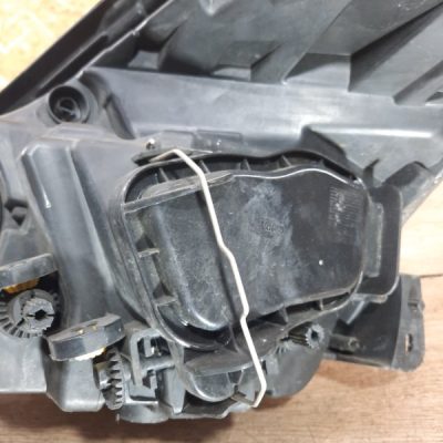 Фара Opel Corsa D 2014 A10XEP 1.0 хетчбэк 5дв., Перед., Прав. - изображение 14