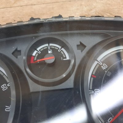 Щиток приборов Opel Corsa D 2014 хетчбэк 5дв. A10XEP 1.0 - изображение 12