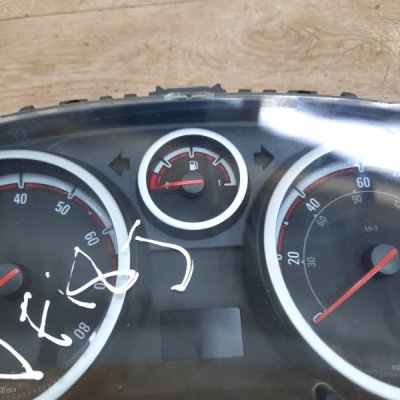Щиток приборов Opel Corsa D 2007 хетчбэк 3дв. Z12XEP 1.2 - изображение 12